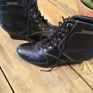 Timberland women's wedge heel boots